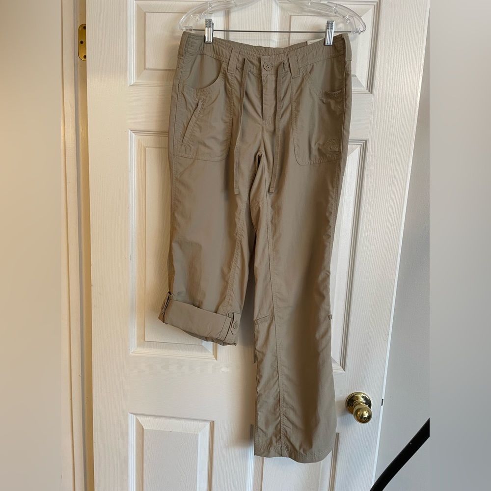 The North Face  sz 6 khaki convertible hiker/trail pants